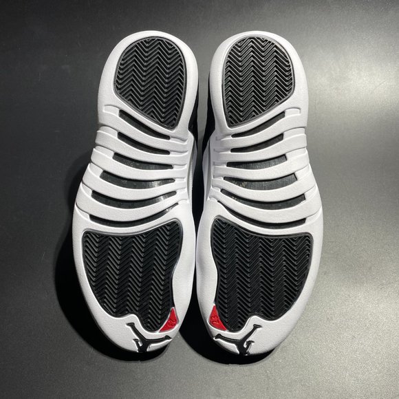 Air Jordan 12 Retro Playoffs (2022) - Picture 6 of 7